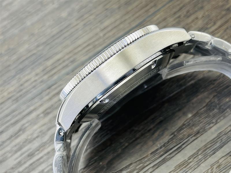 202457162437525 1800